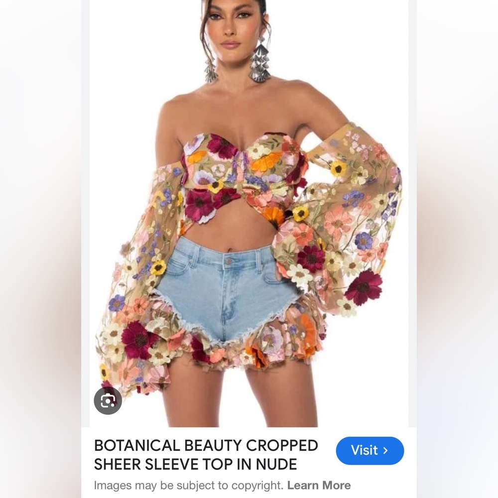 AKIRA FLORAL CROP